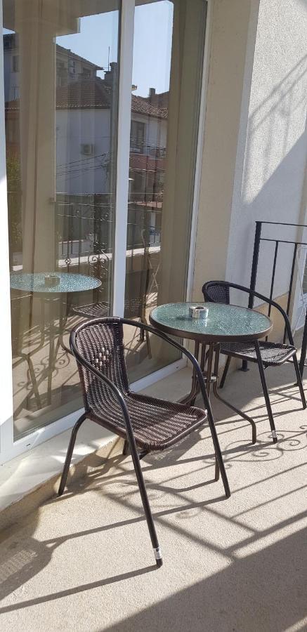 Mida Apartment Обзор Екстериор снимка